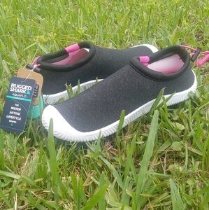 Rugged Shark Water Sock